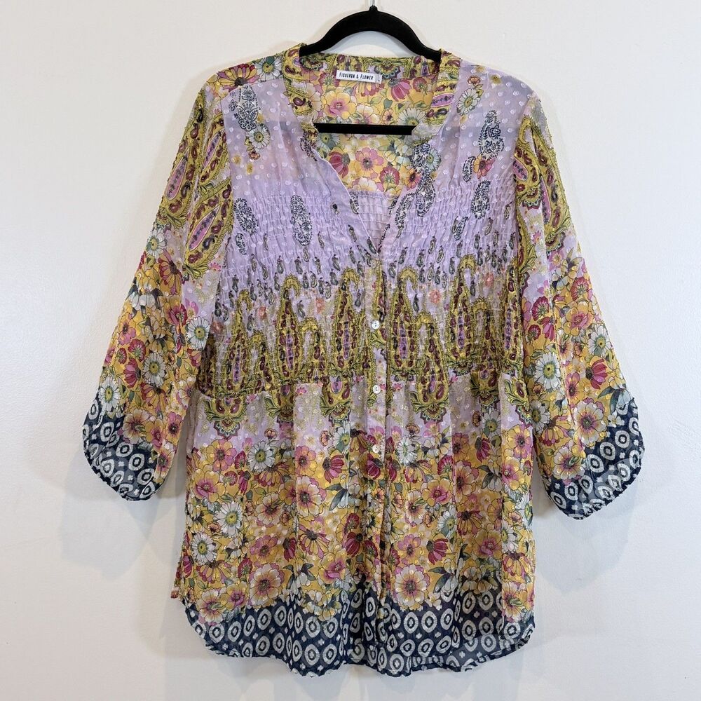 Figueroa and Flower Floral Swiss Dot Sheer V-Neck Button Up Top 3/4 Sleeve L